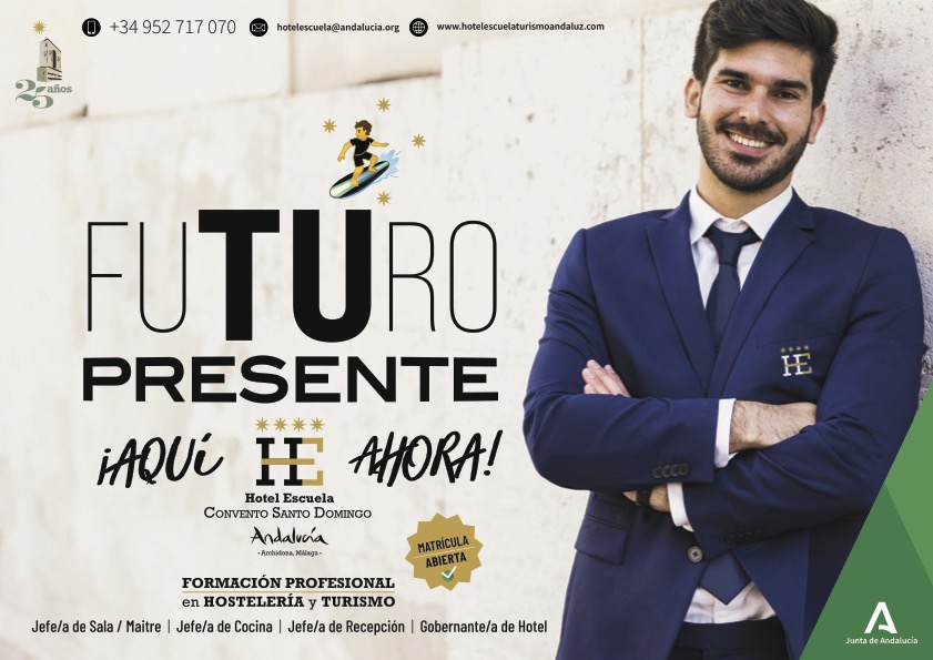 Alumno del curso de hostelería en Archidona en el Hotel Escuela